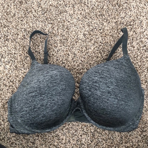 Victoria Secret Bundle - Picture 5 of 7